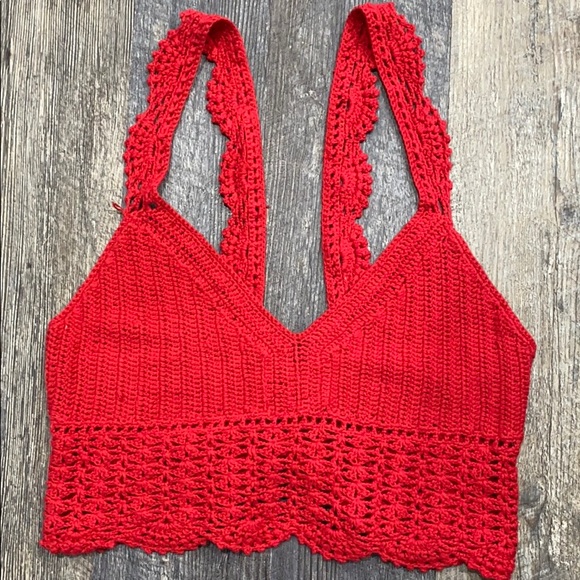 Forever 21 Tops - Forever 21 red crochet crop top/bralette
